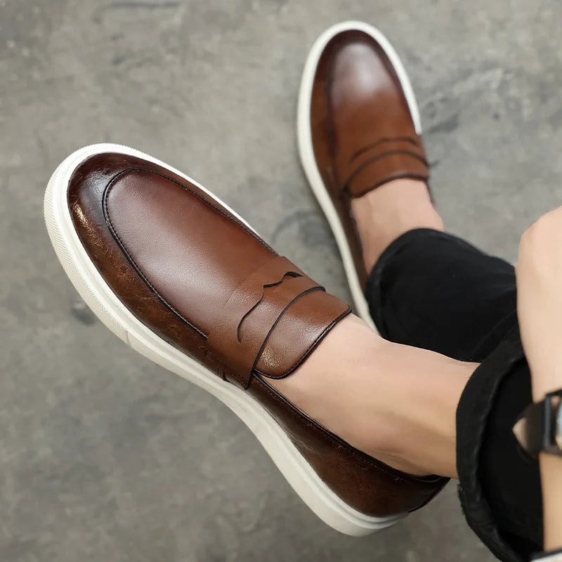 New 2025 Summer Men Casual Slip On Dress Shoes Black Brown British Style Platform Men Driving Loafers Shoes